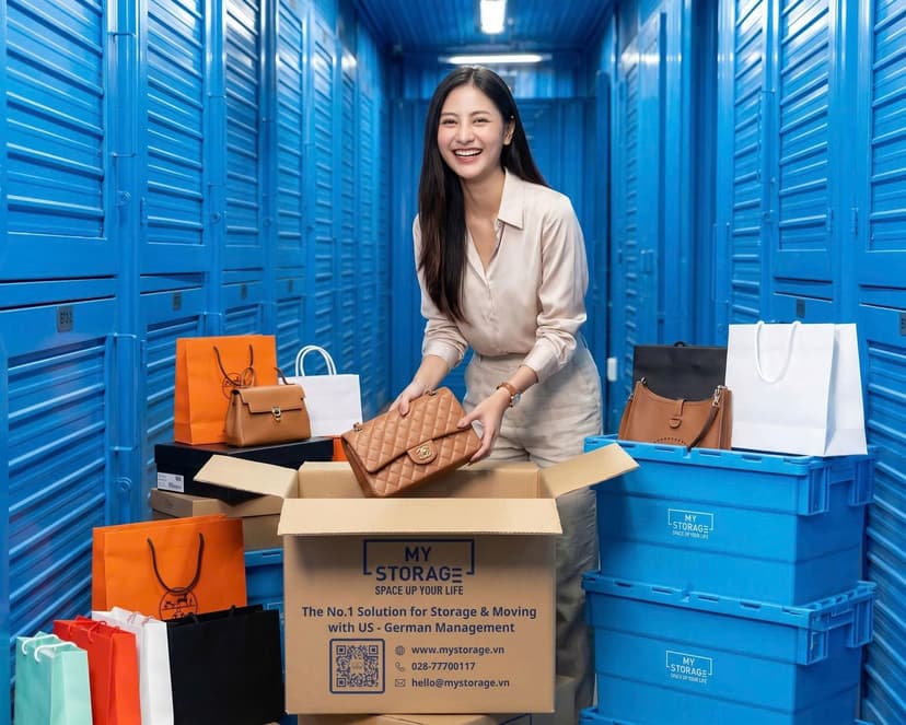 온라인 판매용 가방과 가죽 제품 보관 창고 임대