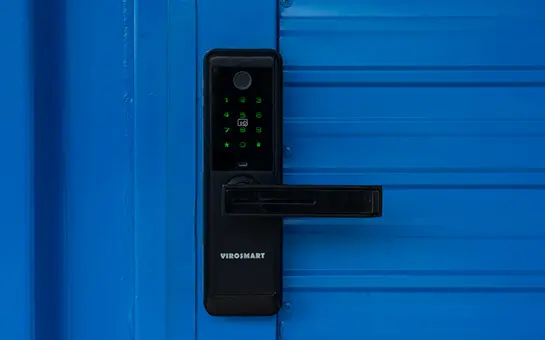 Khoá vân tay bảo mật dành riêng cho khách hàng thuê kho Mystorage