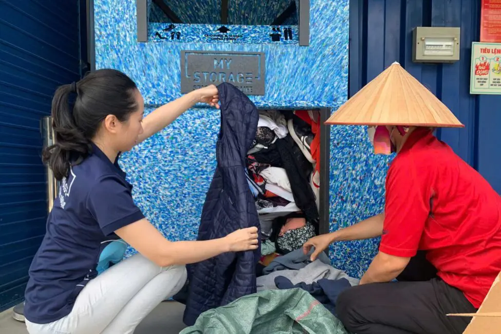 Quyên góp quần áo đồ dùng từ thiện cho miền trung, vùng lũ tại Mystorage